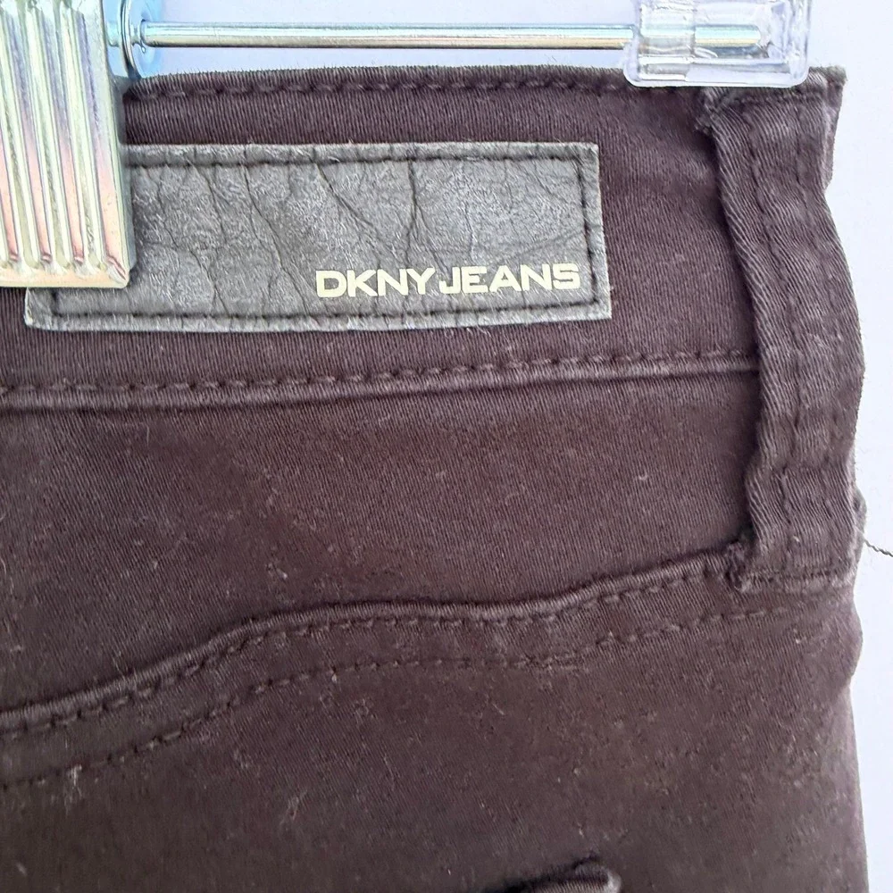 DKNY Jeans Womens Black Bermuda Denim Shorts Cuffed‎ Size 8 DJECD00012